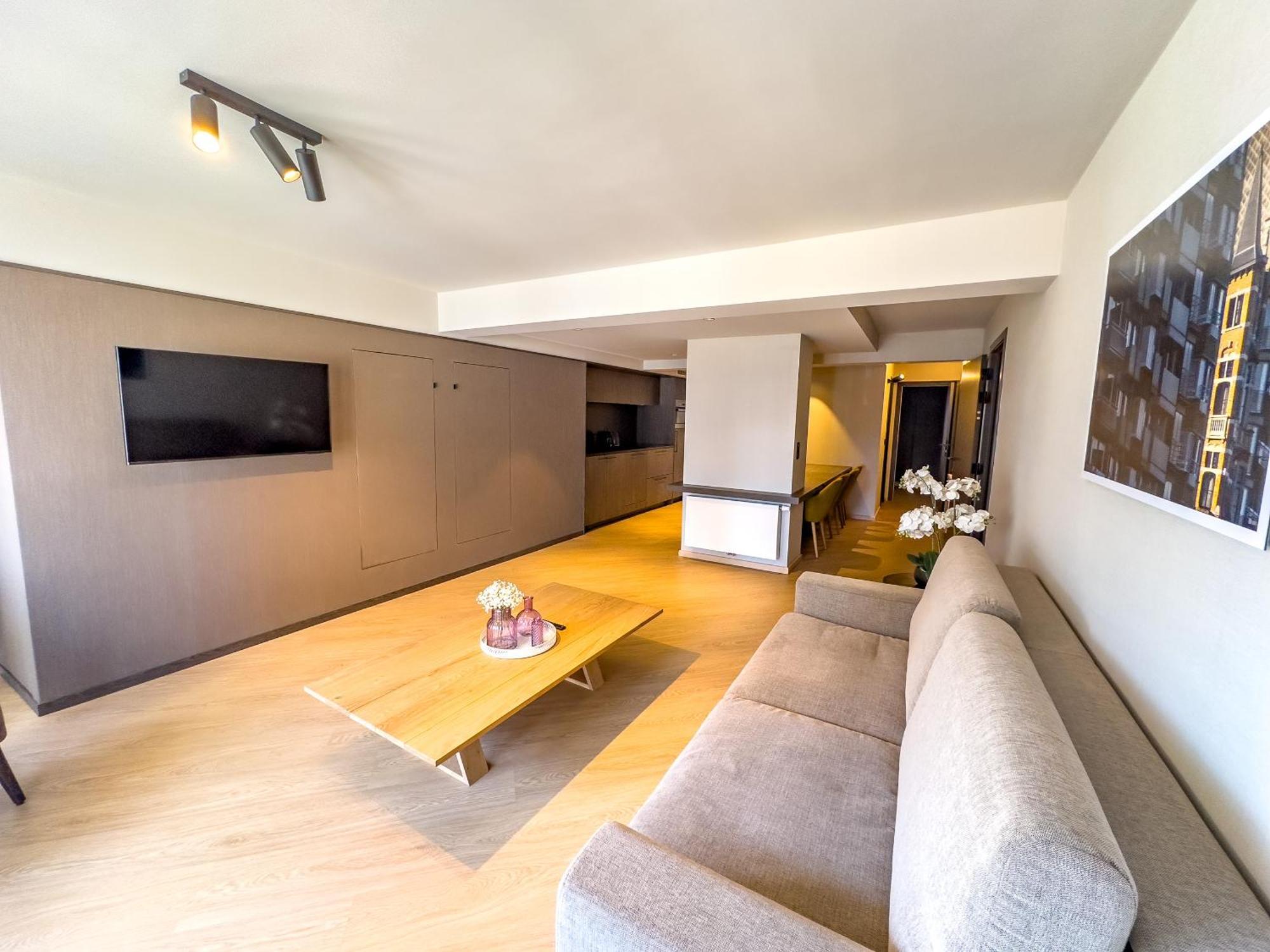 Family Suite,1592897608:JPEG
